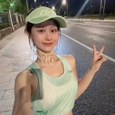 胡亮涵